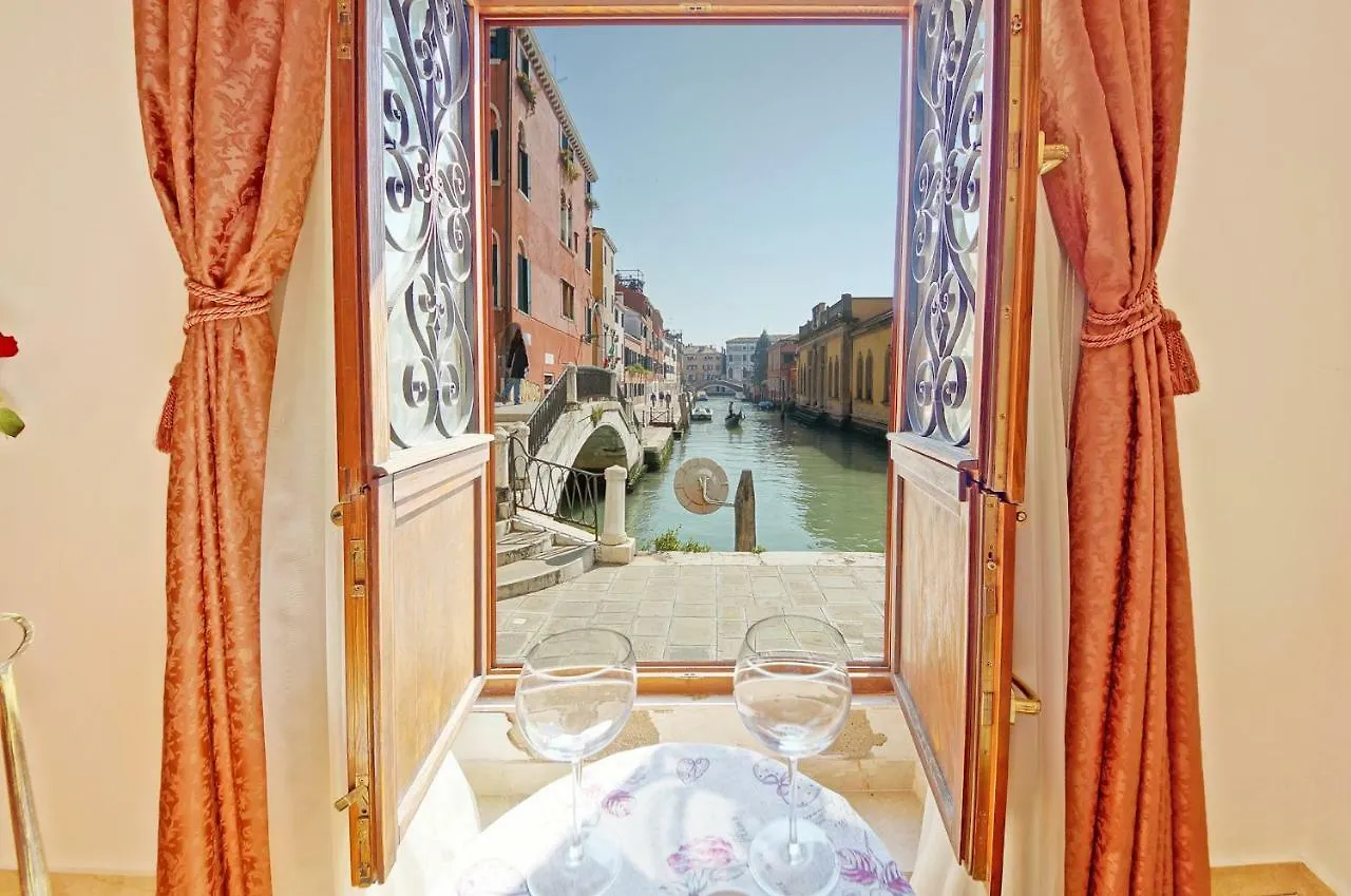 Dolcevita Apartments N 315 Venedig